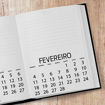 Porque fevereiro tem só 28 dias?